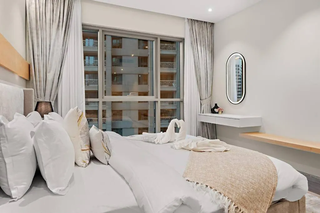 Apartment First Class 2Br Incredible Burj Khalifa View Dubai United Arab Emirates